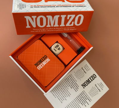 Nomizo filosofiespel philosophy game Compact tweetalig Nederlands Engels